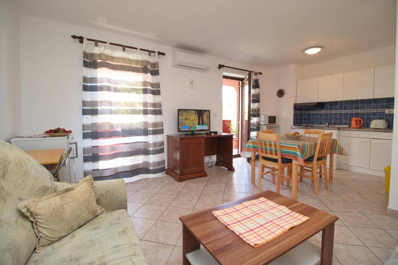 Apartments Lidija روفينج المظهر الخارجي الصورة